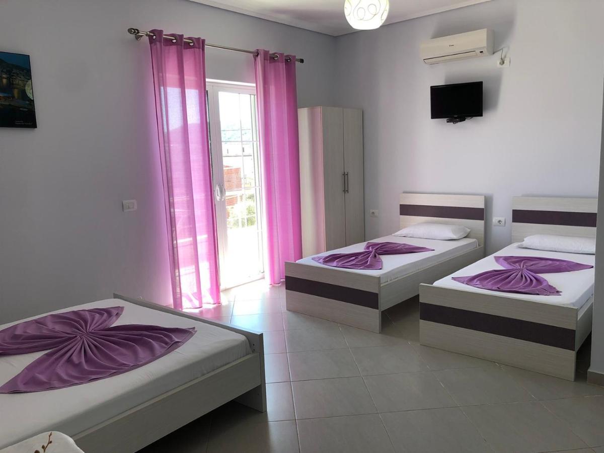 Gb Rooms Ksamil Esterno foto