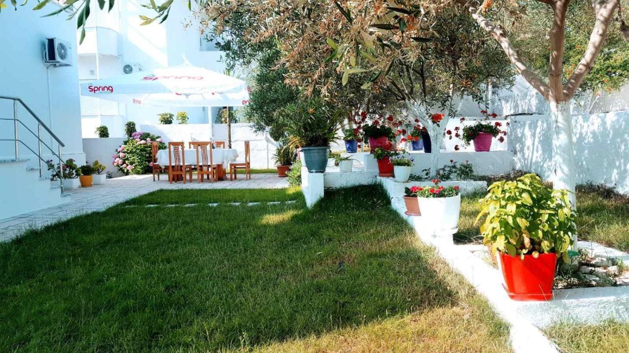 Gb Rooms Ksamil Esterno foto